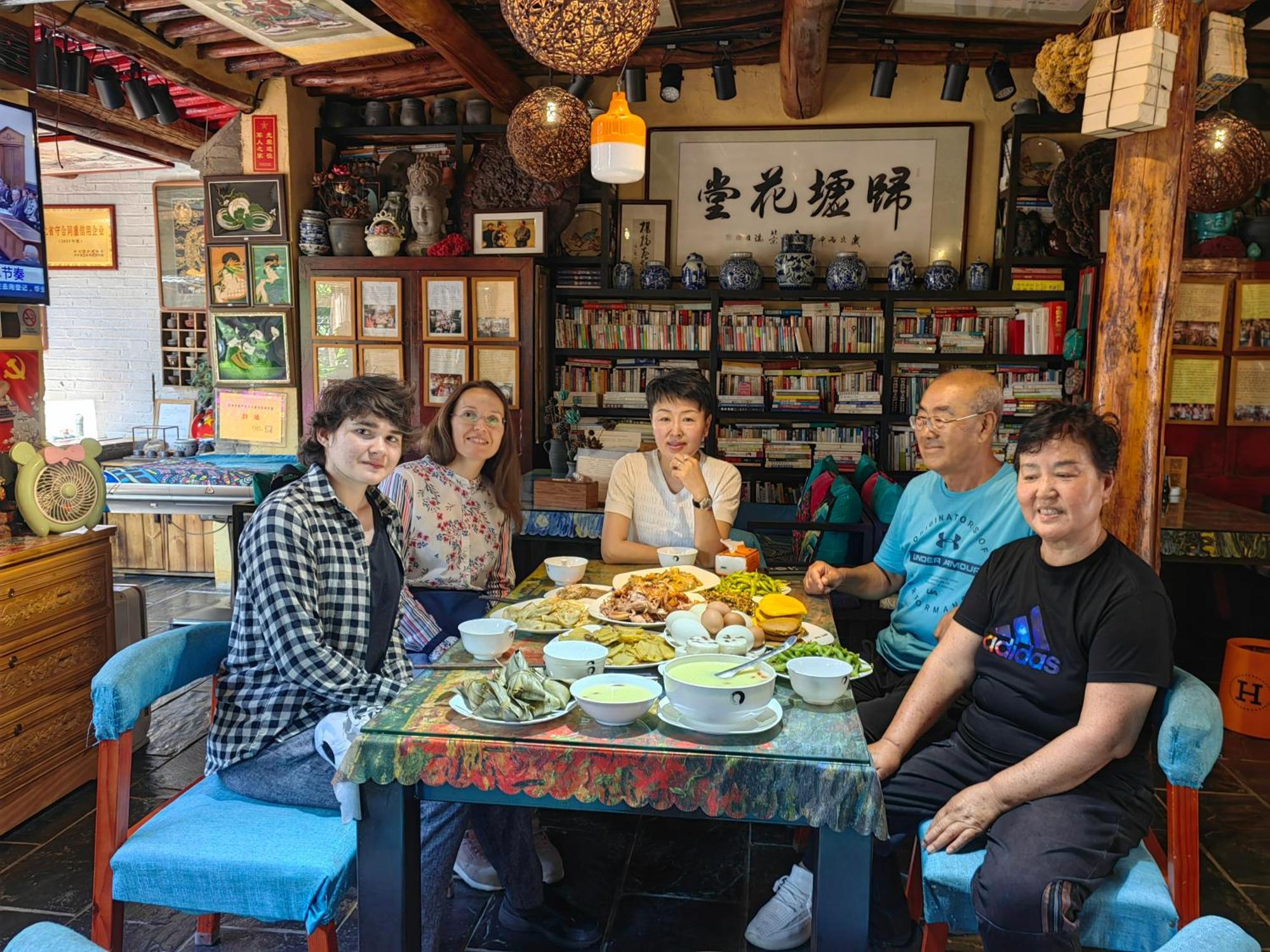 Guixu Huatang Homestay Циньхуандао Экстерьер фото
